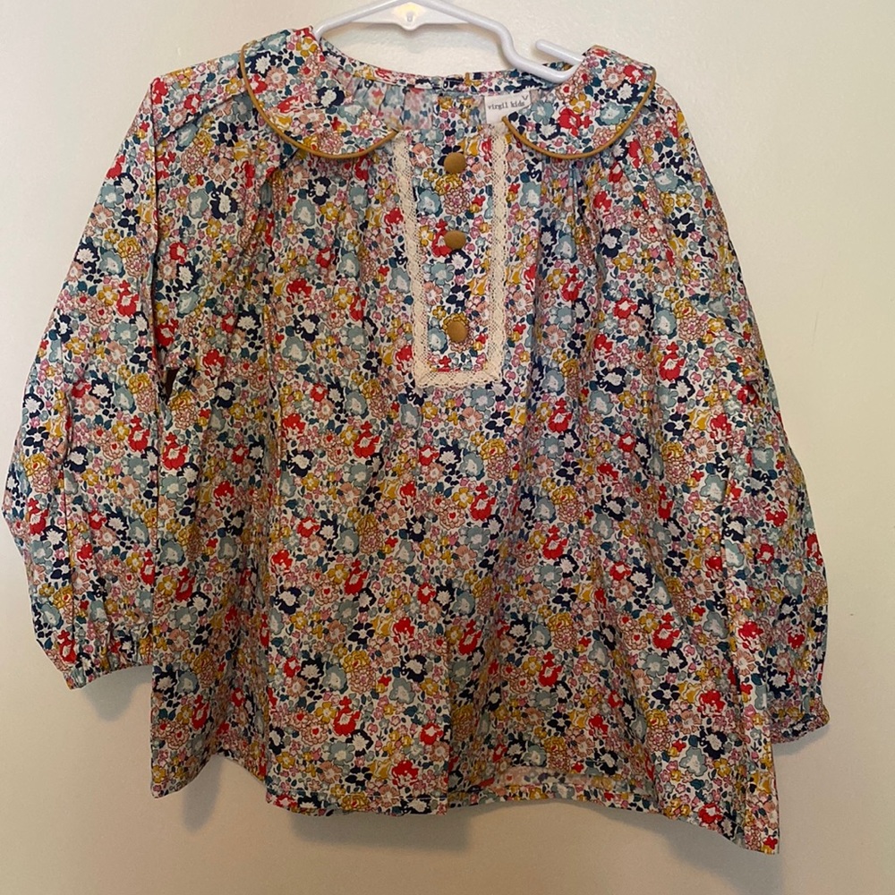 Brand new with out tags girl shirt.
